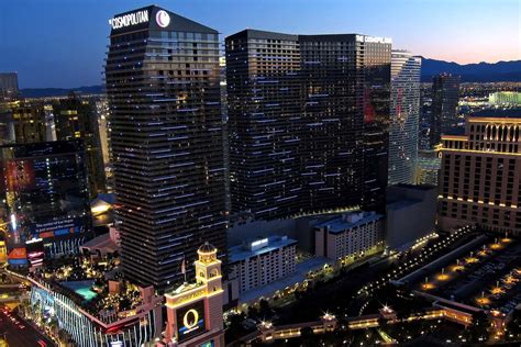 Cosmopolitan las vegas capacity  Caesars Palace Las Vegas Hotel & Casino